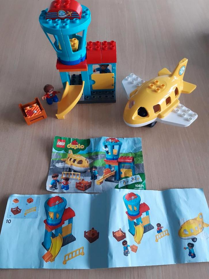 Duplo Vliegveld / luchthaven l´Aeroport., Kinderen en Baby's, Speelgoed | Duplo en Lego, Zo goed als nieuw, Duplo, Complete set