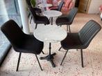 Te koop: stijlvolle bartafels met twee leren stoelen, Zakelijke goederen, Horeca | Meubilair en Inrichting, Ophalen
