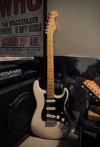 Fender Stratocaster Vintera 50’s, white blonde, Muziek en Instrumenten, Snaarinstrumenten | Gitaren | Elektrisch, Ophalen, Zo goed als nieuw