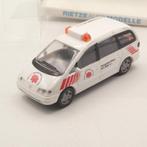 1:87 Rietze 50751 VW Volkswagen Sharan Ambulance, Ophalen of Verzenden, Zo goed als nieuw, Auto, Rietze