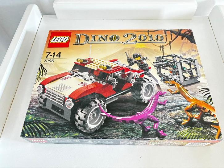 Set Lego rare 7296 Dino 2010 4WD Trapper - scellé, neuf, Enfants & Bébés, Jouets | Duplo & Lego, Neuf, Lego, Ensemble complet