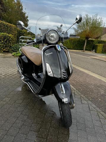 Vespa Primavera 125 disponible aux enchères