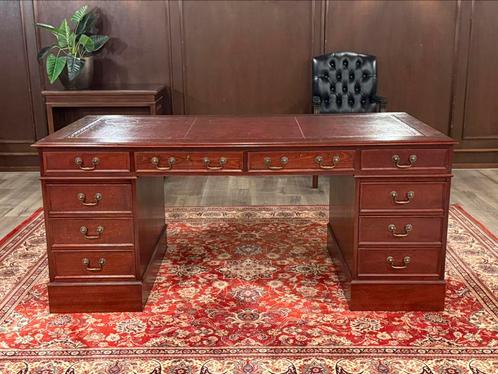 Klassiek Engels bureau #451, Huis en Inrichting, Bureaus, Zo goed als nieuw, Bureau, Ophalen of Verzenden