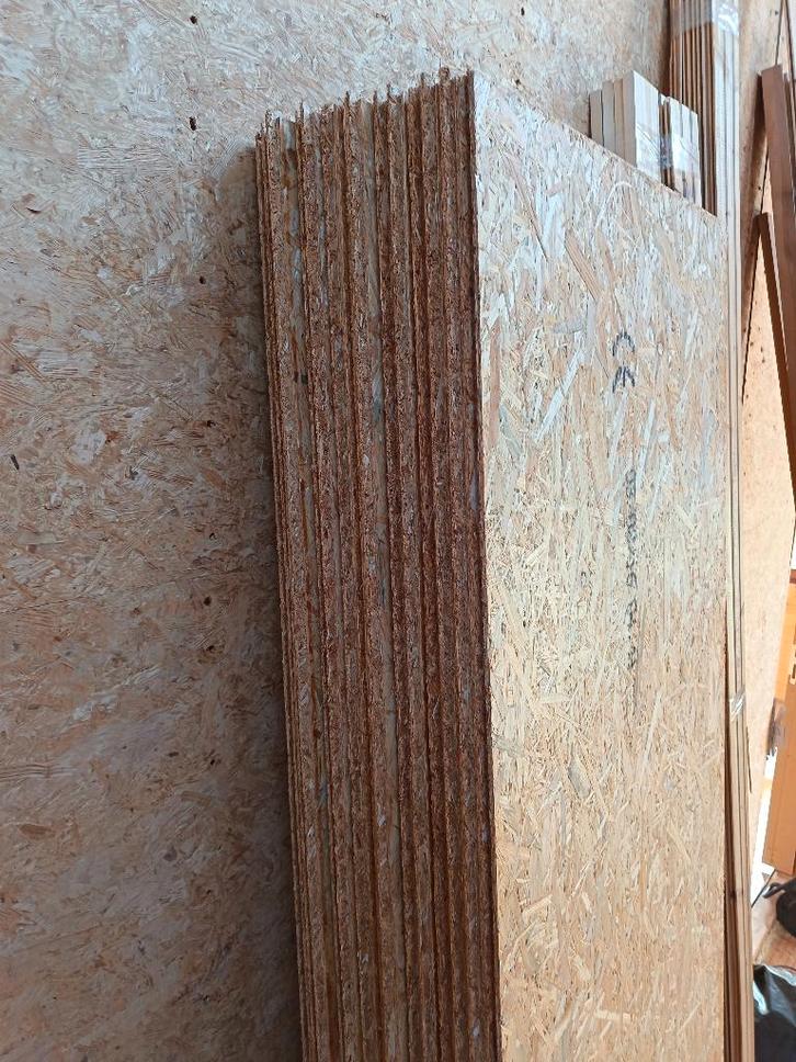 Panneaux OSB 3 rainurés et languettés 4 côtés 244x59 cm 18mm, Bricolage & Construction, Plaques & Panneaux, Neuf, Bois, Moins de 20 mm