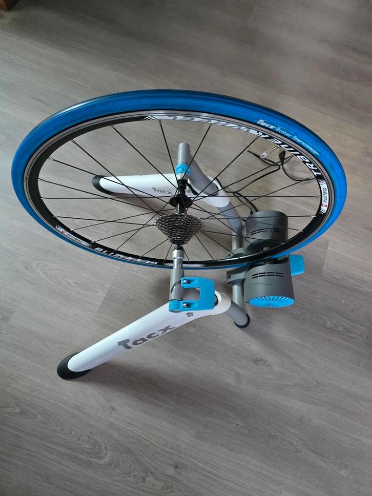 Tacx Indoor Trainer, met trainingsband cassette, Sport en Fitness, Wielrennen, Zo goed als nieuw, Ophalen