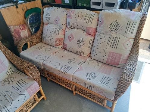 Rotan 3 zit en 2x een 1 zit in nog zeer goede staat, Huis en Inrichting, Zetels | Zetels en Chaises Longues, Gebruikt, Ophalen
