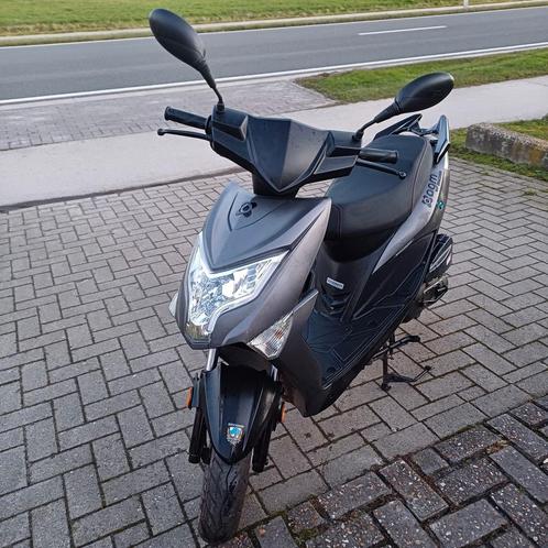 Scooter AGM Brash 50, Fietsen en Brommers, Brommers | Overige merken, Zo goed als nieuw, Ophalen