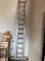 Ladder Atrex aluminium 2x12, Doe-het-zelf en Bouw, Ladders en Trappen, Ladder, Zo goed als nieuw, Ophalen