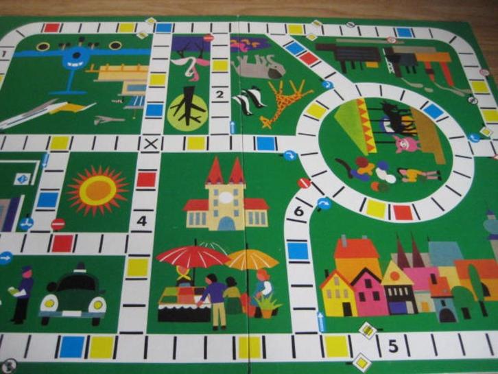 Gezelschapsspel Autorijschool - vintage, Hobby en Vrije tijd, Gezelschapsspellen | Bordspellen, Zo goed als nieuw, Vijf spelers of meer