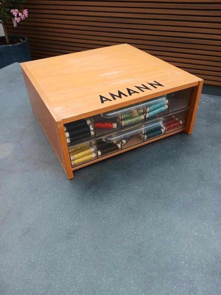 Fournituren kastje Amann, Antiek en Kunst, Curiosa en Brocante, Ophalen of Verzenden