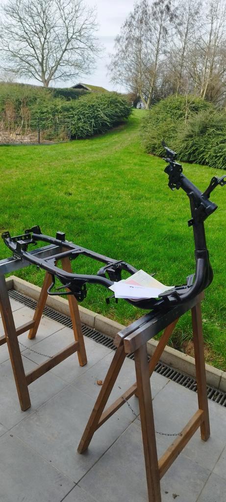 Kaders Yamaha Aerox Mbk Nitro A class 25km h, Fietsen en Brommers, Brommeronderdelen | Scooters, Zo goed als nieuw, Yamaha, Frame