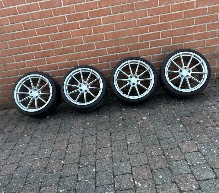 Ispiri FFR1 19 inch, Auto-onderdelen, Banden en Velgen, Velg(en), Zomerbanden, 19 inch, 255 mm, Nieuw, Ophalen