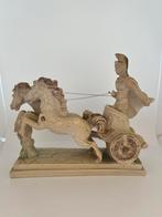 Beeldje Romeinse krijger met strijdwagen, Antiek en Kunst, Kunst | Beelden en Houtsnijwerken, Ophalen of Verzenden