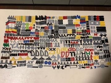 Lego technic beschikbaar voor biedingen