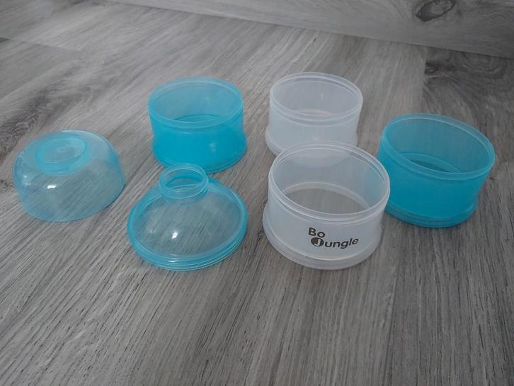 Bo Jungle stapelbare doseerdoos voor melkpoeder, Kinderen en Baby's, Babyvoeding en Toebehoren, Zo goed als nieuw, Overige typen