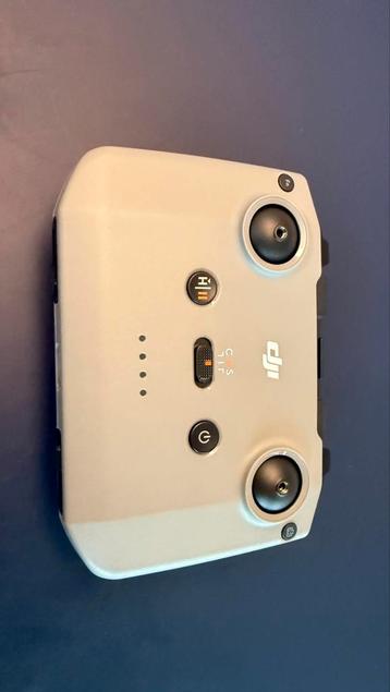 Dju controller beschikbaar voor biedingen