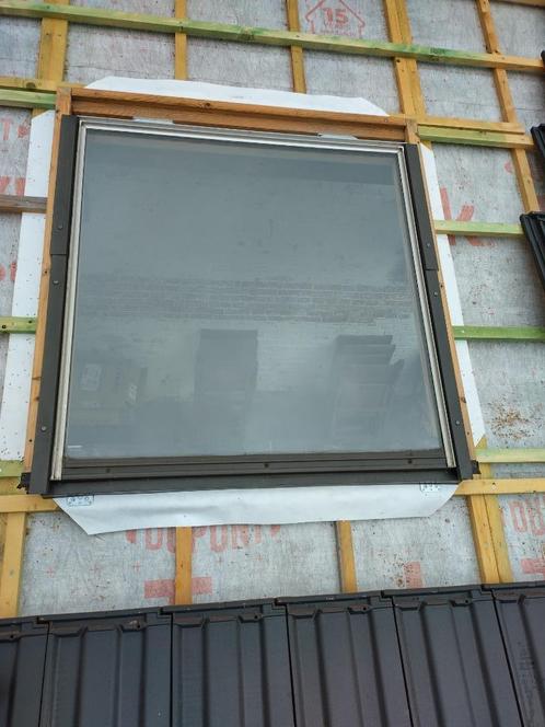 Fenêtre de toit Velux, Doe-het-zelf en Bouw, Glas en Ramen, Gebruikt, 80 tot 120 cm, 80 tot 120 cm, Dubbelglas, Ophalen