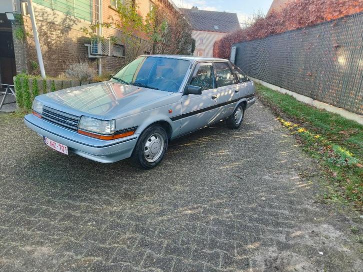 Toyota Carina, Auto's, Toyota, Particulier, Carina, Benzine, Euro 1, Overige carrosserie, 5 deurs, Handgeschakeld, Overige kleuren