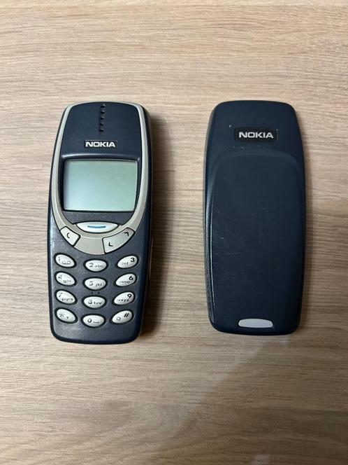 Nokia 3310 met originele lader voor de verzamelaars, Telecommunicatie, Mobiele telefoons | Nokia, Gebruikt, Klassiek of Candybar