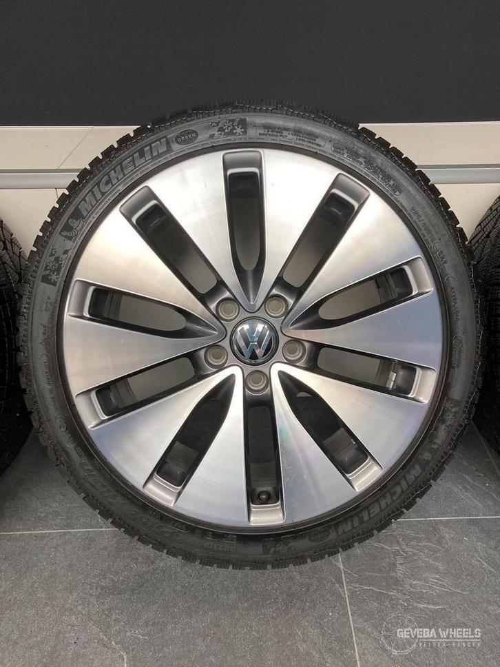 18'' originele Volkswagen Golf / Caddy velgen + winterbanden, Auto-onderdelen, Banden en Velgen, Banden en Velgen, Winterbanden