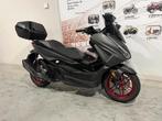 Honda Forza 125 Special edition met topcase (bj 2025), Motoren, Scooter, Bedrijf, 125 cc, 11 kW of minder