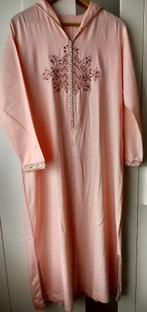 Jelaba marocaine rose saumon, Vêtements | Femmes, Vêtements de mariage & Accessoires de mariage, Enlèvement, Comme neuf, Rose