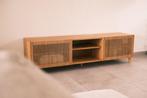 Beyla TV-meubel met 2 deuren in massief hout (Kave Home), Zo goed als nieuw, Ophalen