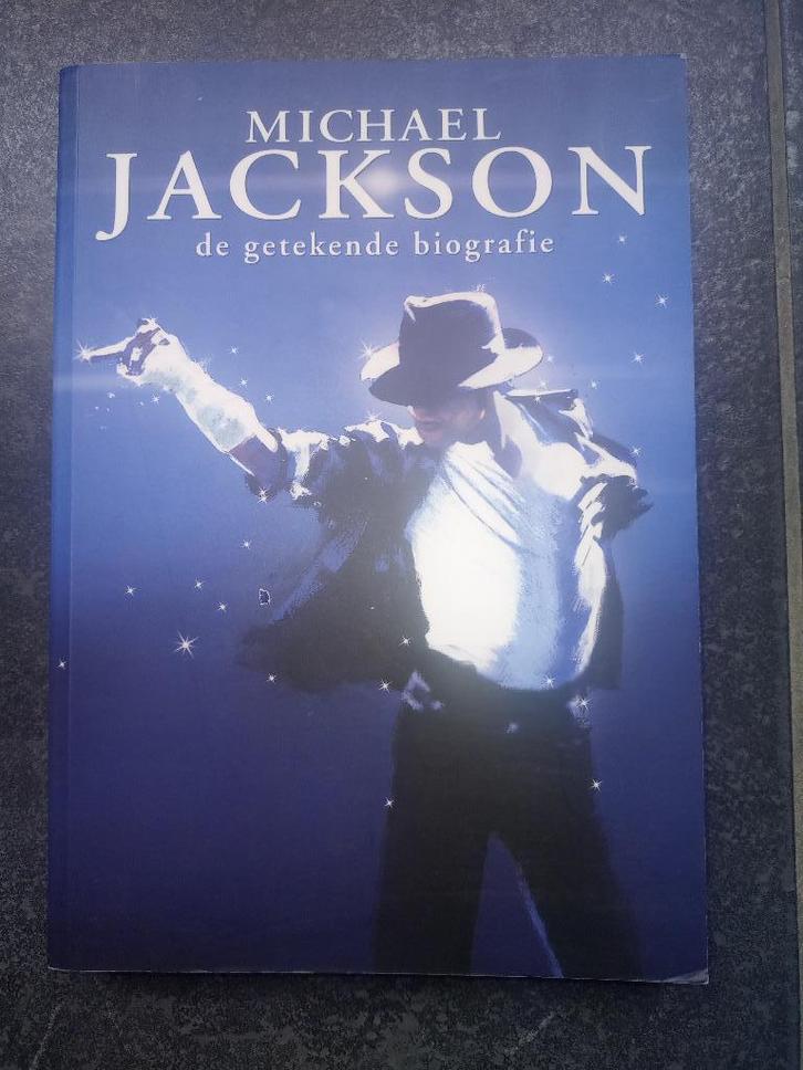 MICHAEL JACKSON DE GETEKENDE BIOGRAFIE - PRIMA STAAT, Boeken, Muziek, Zo goed als nieuw, Artiest, Ophalen of Verzenden