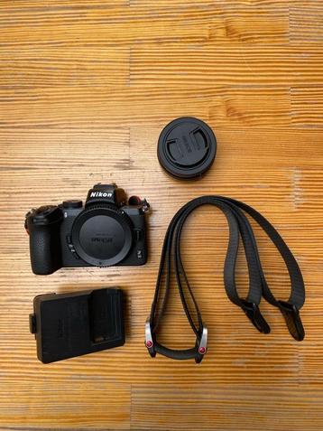 Nikon Z50 + 16-50 Kit lens - Adapter en Straplock-sling, Modèle