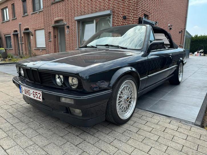 Bmw E30 Cabrio 318i 1992, Auto's, BMW, Particulier, Benzine, Euro 2, Cabriolet, 2 deurs, Handgeschakeld, Zwart, Alcantara, Achterwielaandrijving