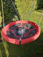 Balançoire Nid, Enlèvement