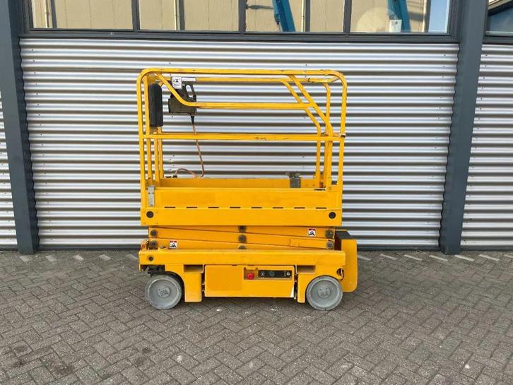 Haulotte Optimum 8 Hoogwerker Schaarhoogwerker (bj 2011), Zakelijke goederen, Machines en Bouw | Liften, Steigers en Ladders