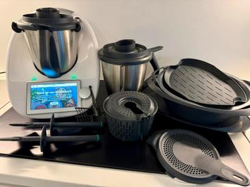 Thermomix TM6 + accessoires, tas & extra beker. beschikbaar voor biedingen