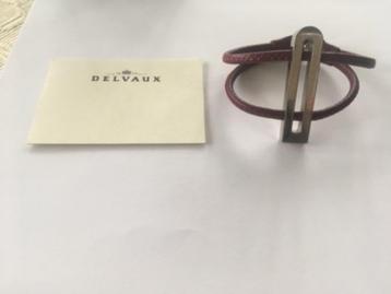 DELVEAUX  ARMBAND & HALSKETTING beschikbaar voor biedingen