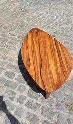 Table basse en Noyer massif, Enlèvement