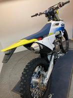 Husqvarna FE 450 MY'24 ref. LS 3240, Motoren, 450 cc, Bedrijf, Enduro, Minimaal motorrijbewijs A2