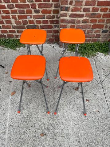 4 lichte retro stoeltjes ook v caravan beschikbaar voor biedingen