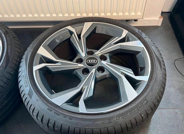 Originele Audi 18 inch wielen A3 en S3 > 225/40/18 banden, Auto-onderdelen, Banden en Velgen, Banden en Velgen, All Season, 18 inch