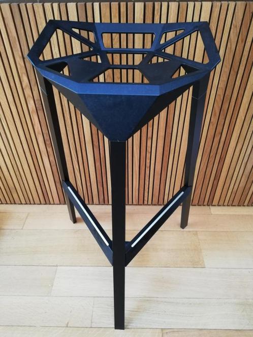 5 ONE STOOL barkrukken voor binnen of buiten, Huis en Inrichting, Krukjes, Zo goed als nieuw, Overige materialen, Ophalen