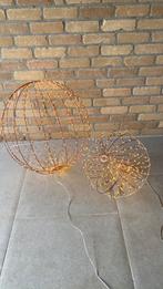 2 sphères flamboyantes, Autres couleurs, Rond, Landelijk, Enlèvement