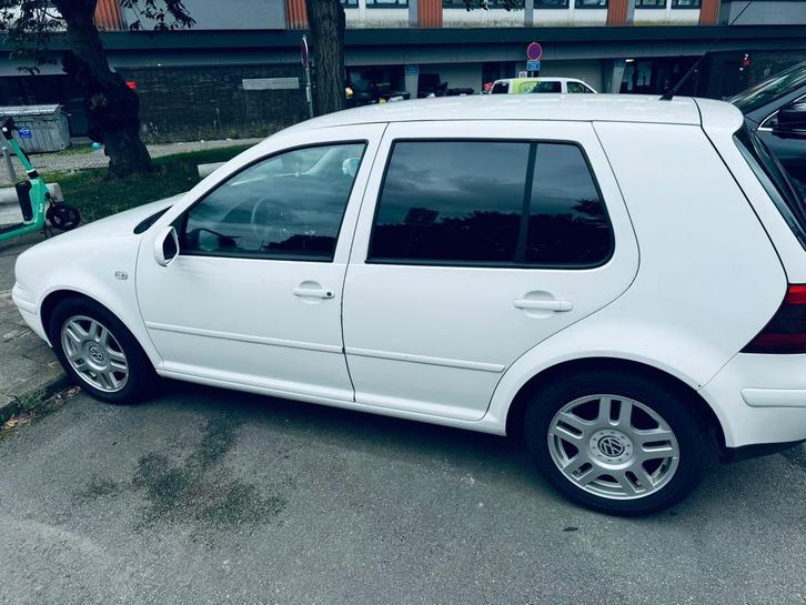 Volkswagen Golf 4, Auto's, Volkswagen, Bedrijf, Golf, Diesel, Euro 3, Berline, 4 deurs, Handgeschakeld, Wit, Zwart, Overige bekleding