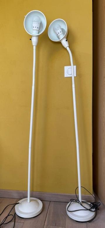 Lampes sur pied (blanches) beschikbaar voor biedingen