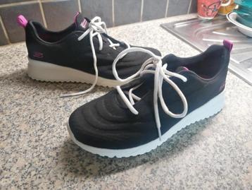 Schoenen zwart merk skechers bobs memory foam – maat 40 als, Skechers, Enlèvement ou Envoi, Sneakers et Baskets, Comme neuf