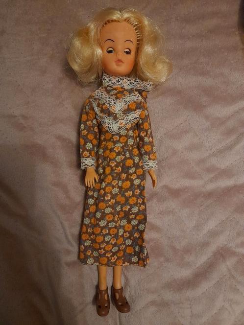 Barbie sindy slaap ogen vintage, Verzamelen, Poppen, Zo goed als nieuw, Ophalen of Verzenden