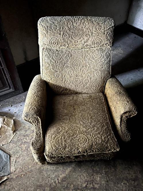 Authentieke vintage zetel uit notariswoning, Antiek en Kunst, Antiek | Meubels | Stoelen en Sofa's, Ophalen