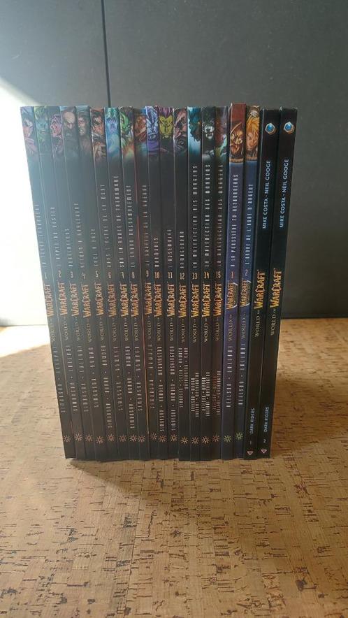 A vendre série complète de BD World of Warcraft (19 Tomes), Boeken, Stripverhalen, Zo goed als nieuw, Complete serie of reeks