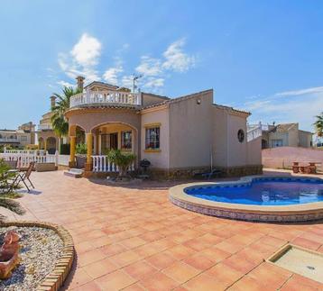 Schitterende villa te koop in Guardamar - Dichtbij Torreviej