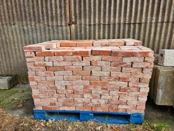 1000 Prachtige Oude Beerse Stenen  beschikbaar voor biedingen