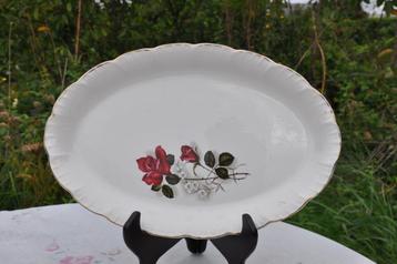 plat oval faience de sarreguemines decor rose rouge, Enlèvement ou Envoi