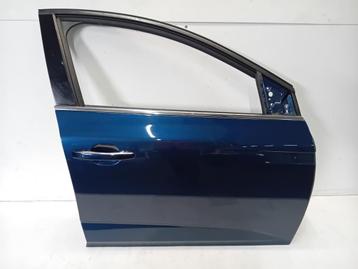 PORTIER RECHTS VOOR Renault Megane IV Estate (RFBK), Gebruikt, Rechts, Renault, Deur